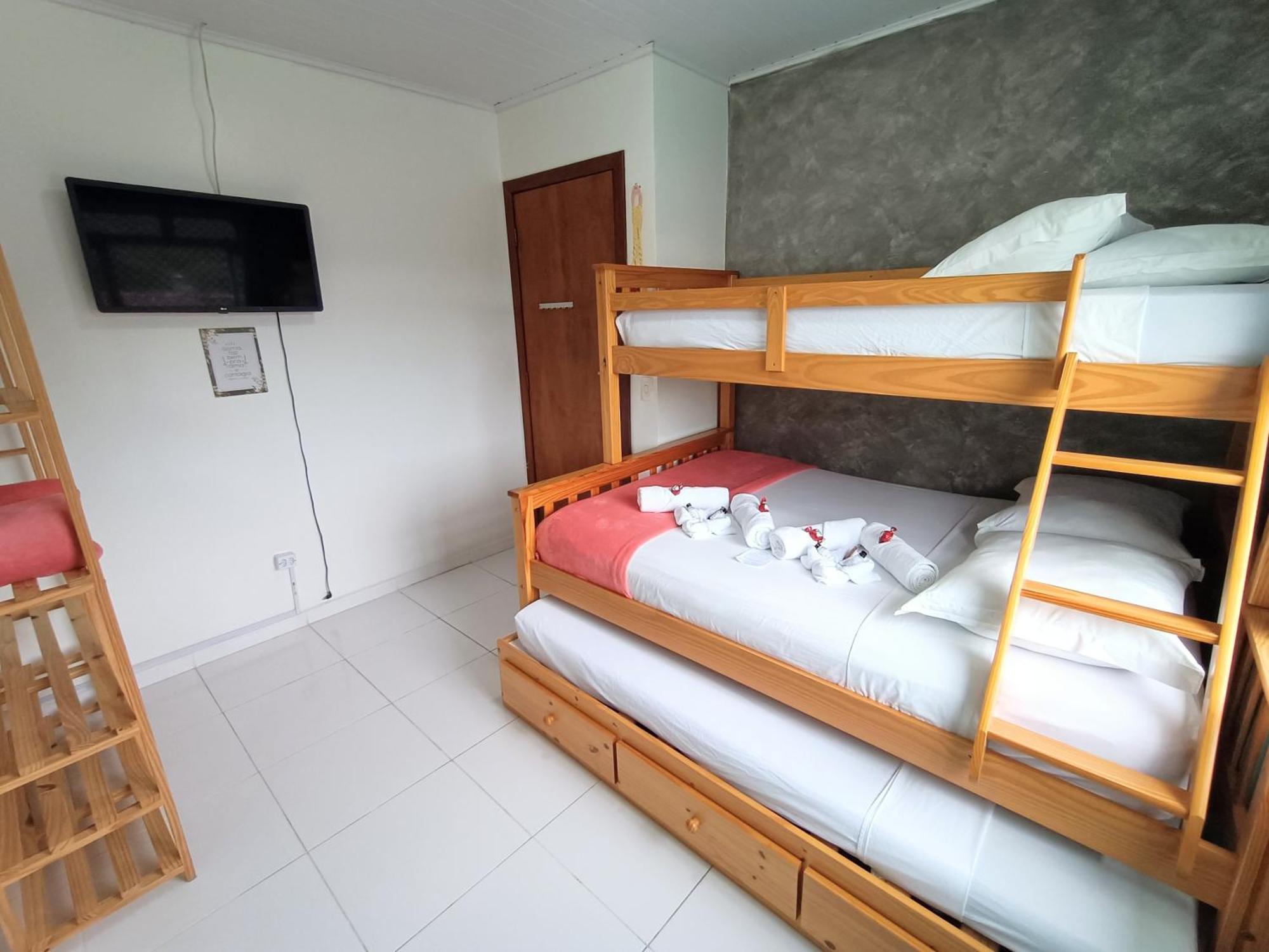 Hostel Casa Da Vo Rosa ゴヴェルナドール・セウソ・ラーモス エクステリア 写真