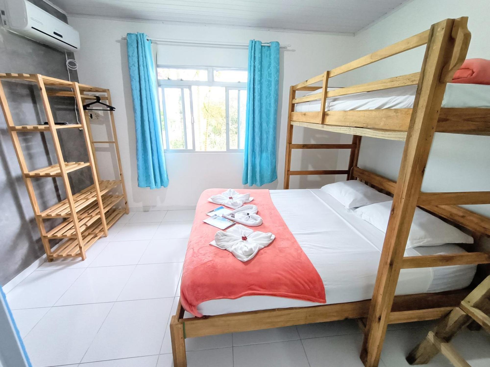 Hostel Casa Da Vo Rosa ゴヴェルナドール・セウソ・ラーモス エクステリア 写真